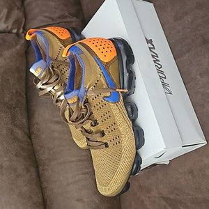 Nike Air Vapormax Flyknit 2